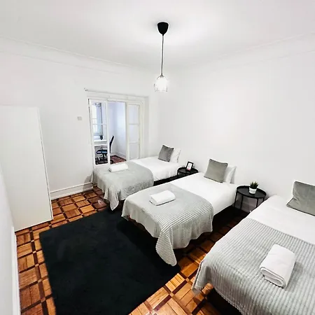 New Flat Da Horta, Location Albergue